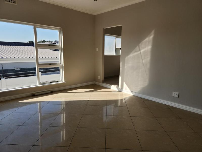 To Let 4 Bedroom Property for Rent in University Estate Western Cape